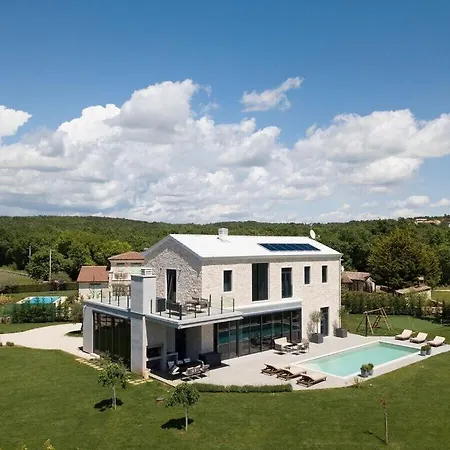 Villa Valens Residenties Tinjan